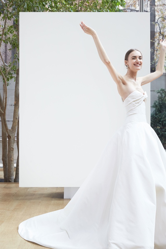 Bộ sưu tập váy cưới tuyệt đẹp của Oscar De La Renta - 19