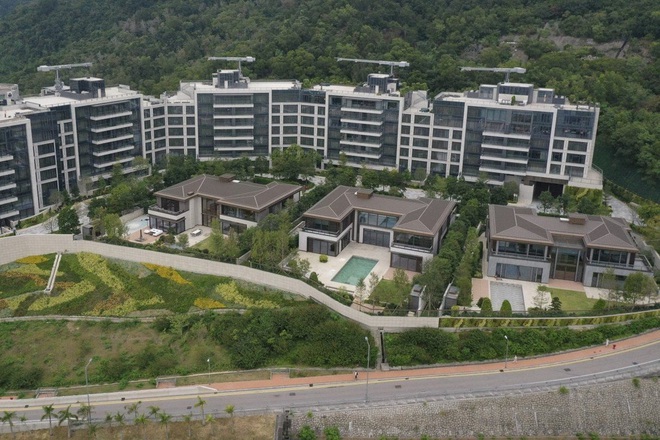 Ai mua những biệt thự siêu sang rộng hơn 1.000 m2 ở Hồng Kông? - 1