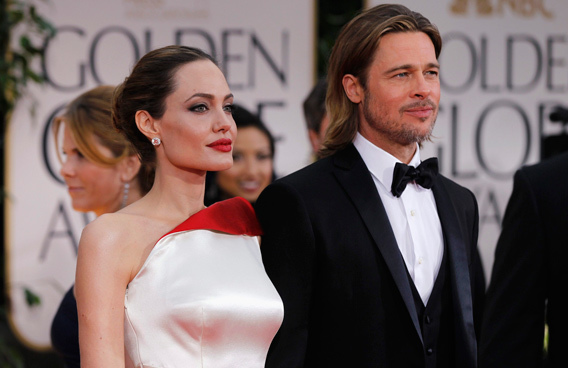 Angelina Jolie và Brad Pitt ly hôn trong sự ngỡ ngàng của người hâm mộ. (Ảnh: Twitter)