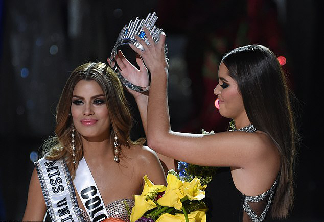 Sự việc hi hữu đã làm tổn thương rất nhiều đến đại diện Colombia. (Ảnh: Miss Universe)