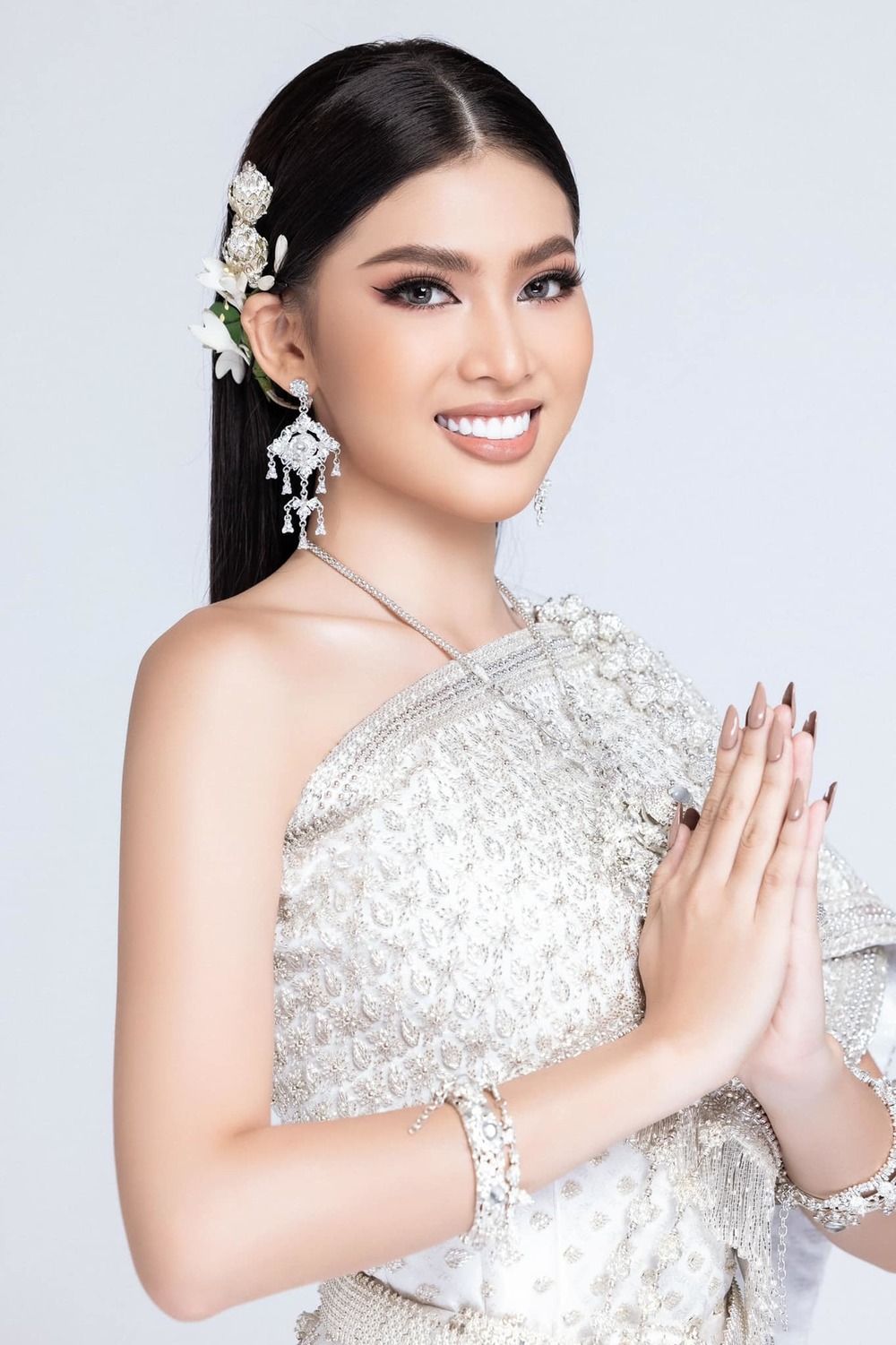 Á hậu cũng được fan quốc tế nhận xét là có vẻ đẹp được lòng người dân Thái. (Ảnh: FB Nguyễn Lê Ngọc Thảo)